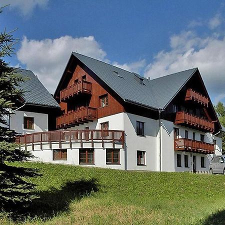 Apartman Mila Eterna II Рокицани Экстерьер фото