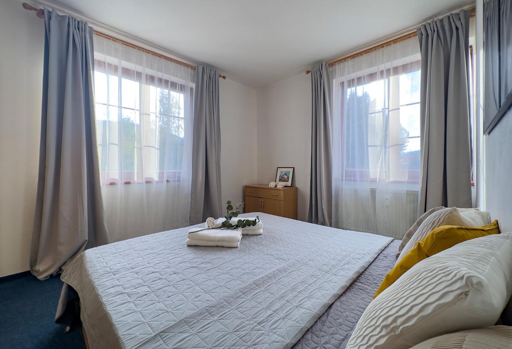 Apartman Mila Eterna II Рокицани Экстерьер фото